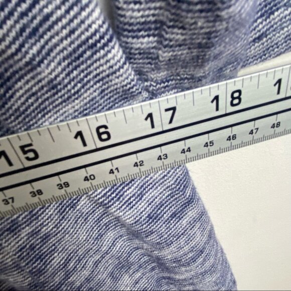 Anthropologie Deletta Pathed Seams Swing Top Heathered Grey Blue Size Medium M - Picture 9 of 10